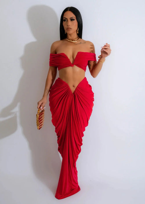 "Daizjah Vu" Sexy 2 Piece Set With A Ruched Skirt & Off Shoulder Crop Top