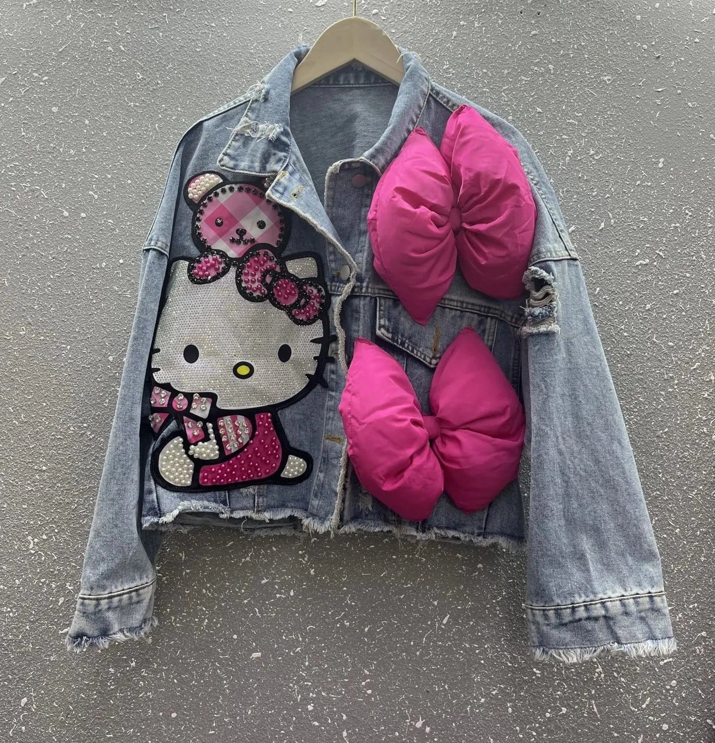 Women's Hello Kitty Cartoon Denim Jacket For Spring or Autumn