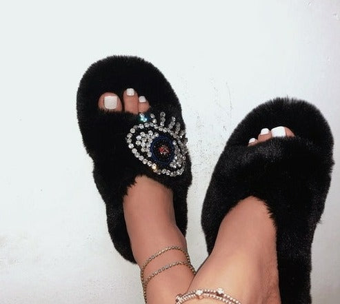 "Plush" Custom Cozy Rhinestone Eye Fur Slippers